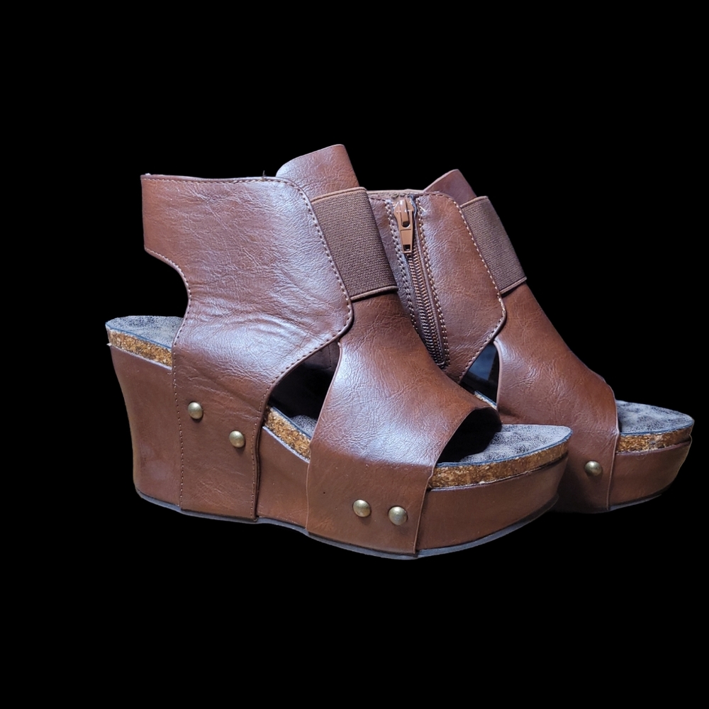 Pierre dumas 4in wedge size 6.5 brown NWOT